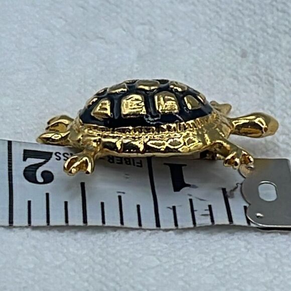 Vintage turtle brooch gold and enamel brooch - Picture 5 of 6